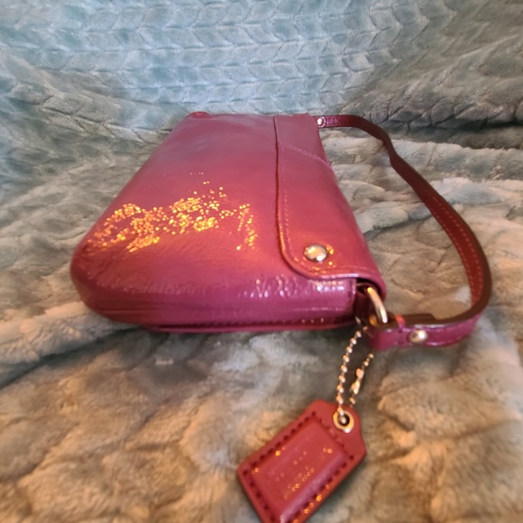 Coach Fuchsia Patent Leather Clutch EUC SOLD - Picture 8 of 13